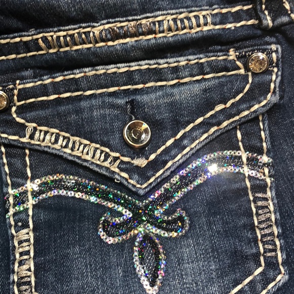 Rock Revival Easy fit Jeans! - Picture 2 of 8